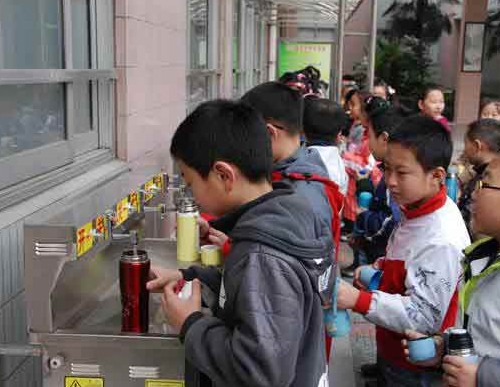 我們沒(méi)做過(guò)學(xué)校直飲水，想做怎么做呢
